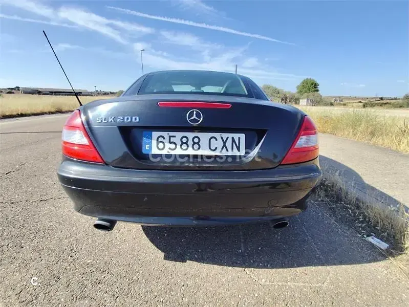 Usado Mercedes SLK200 163 CV (119 kW) 2004 Negro Descapotable