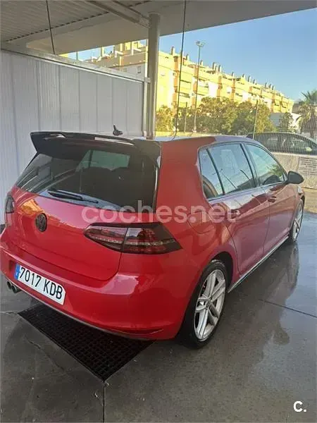 Usado VW Golf VII GTD 184 CV (135 kW) 2014 Rojo Berlina