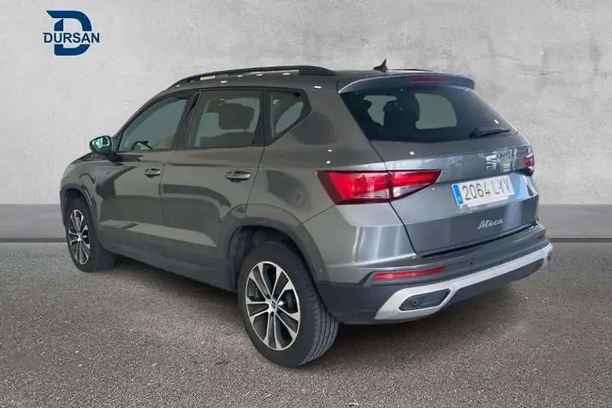 Usado Seat Ateca Style 150 CV (110 kW) 2022 Gris SUV