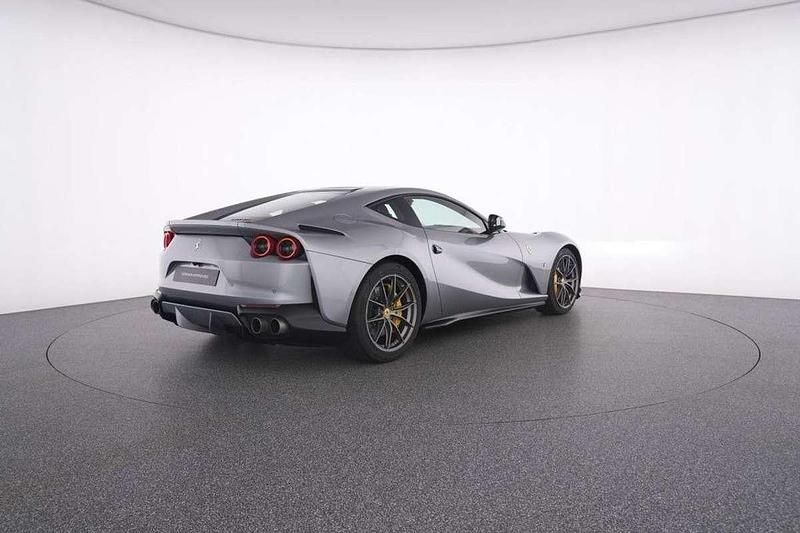 Usado Ferrari 812 799 CV (587 kW) 2018 Gris Coupe