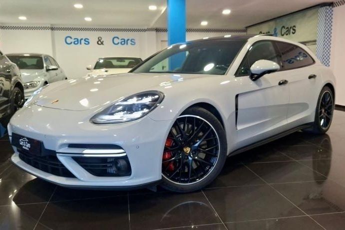 Gris Usado 2018 Porsche Panamera Turbo Sport Turismo Berlina | 74.990 € - Imagen 1/4