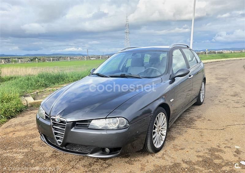 Usado Alfa Romeo 156 Progression 140 CV (102 kW) 2005 Gris / plata Familiar