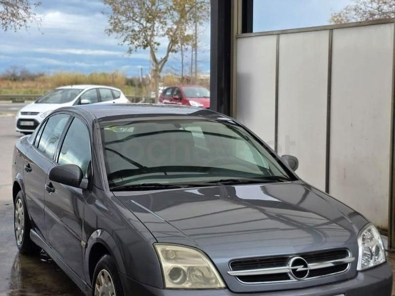 Usado Opel Vectra GTS 125 CV (91 kW) 2004 Gris / plata Berlina