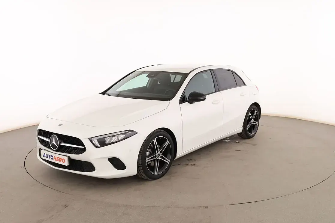 Usado Mercedes A180 116 CV (85 kW) 2020 Berlina