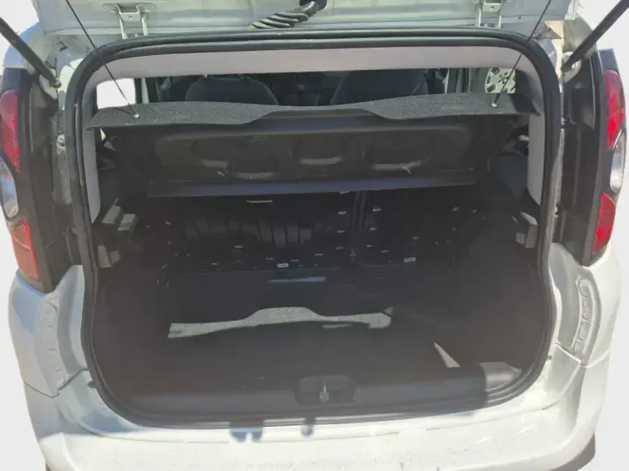 Usado Fiat Panda Cross Cross 71 CV (52 kW) 2023 Utilitario