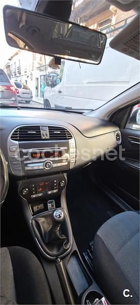 Gris / plata Usado 2007 Fiat Bravo Active Utilitario | 3100 € - Imagen 1/4