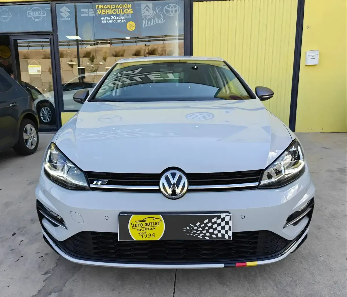 Usado VW Golf VII Sportline 115 CV (84 kW) 2017 Blanco Berlina