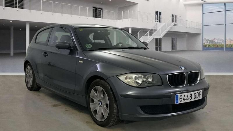 Używany BMW 118 143 KM (105 kW) 2008 Szary Hatchback