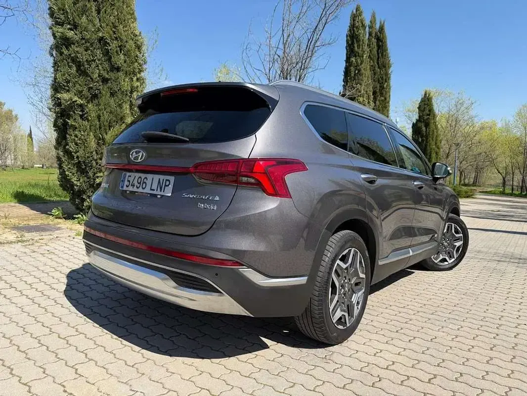 Usado Hyundai Santa Fe 230 CV (169 kW) 2021 Gris SUV