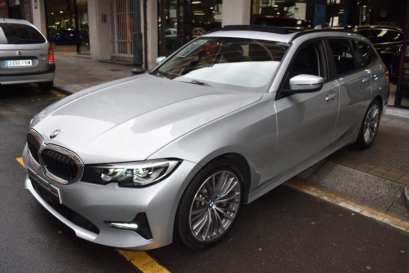 Glaciersilber Usado 2019 BMW 330 Familiar | 37.999 € - Imagen 1/4