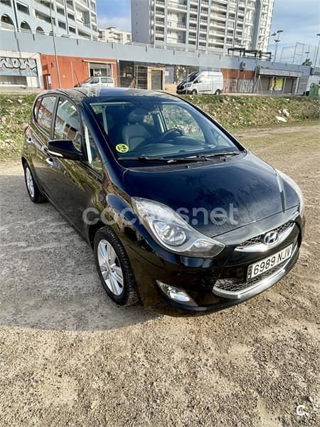 Usado Hyundai ix20 Sport 115 CV (84 kW) 2012 Negro Utilitario