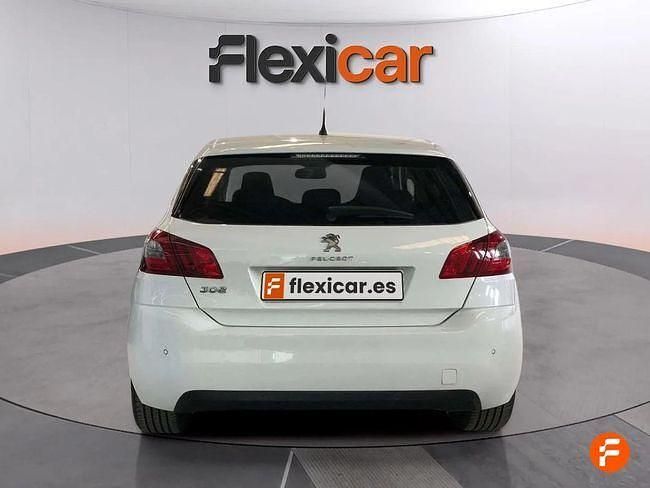 Usado Peugeot 308 Allure 100 CV (73 kW) 2020 Blanco Berlina