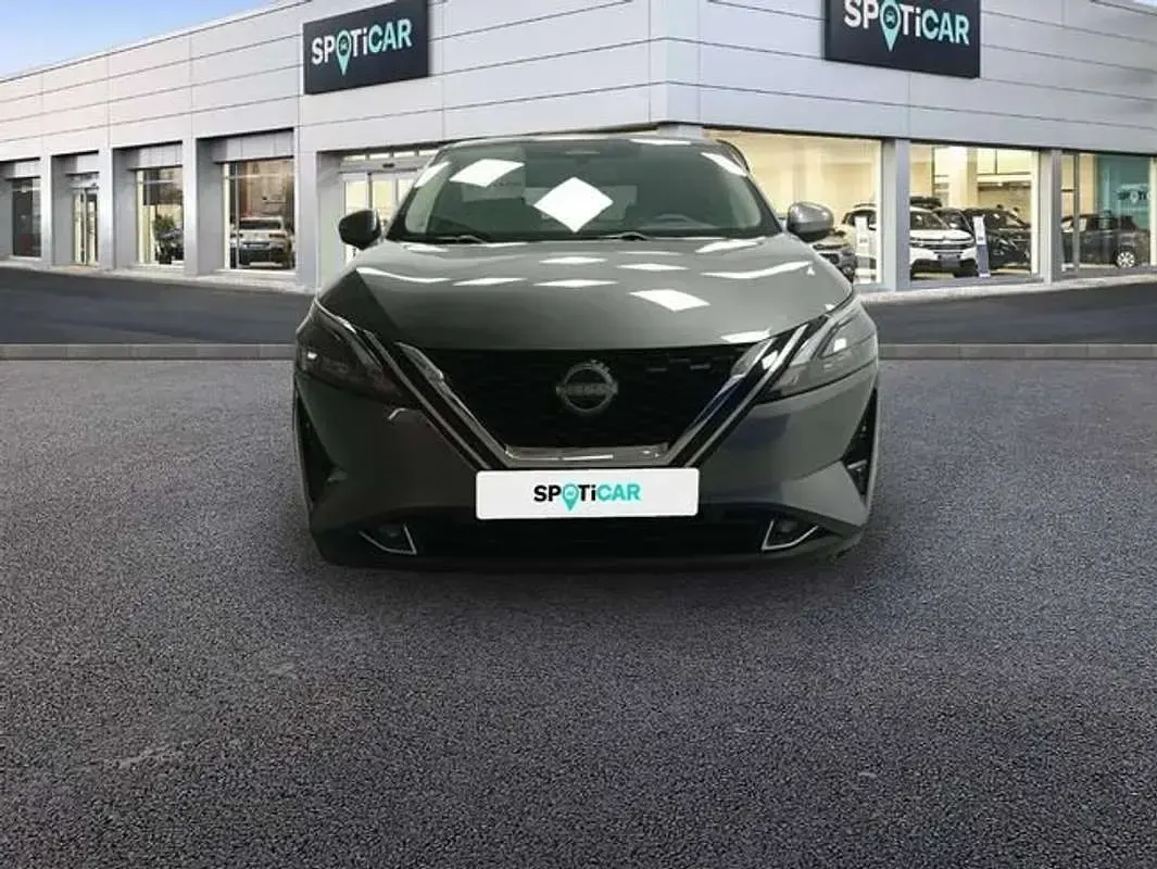 Usado Nissan Qashqai N-Connecta 140 CV (102 kW) 2023 Gris SUV