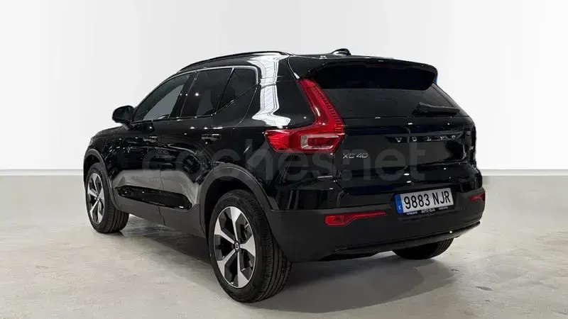 Nuevo Volvo XC40 Plus 197 CV (144 kW) 2025 Negro SUV