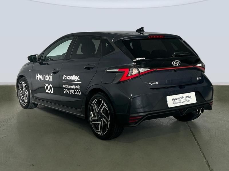 Usado Hyundai i20 N Line 80 CV (58 kW) 2025 Aurora grey Berlina