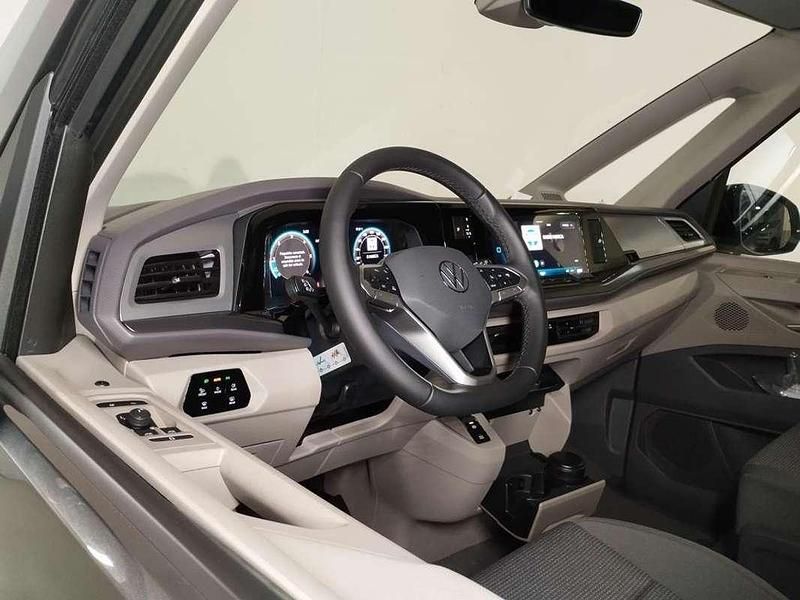 Usado VW California Beach 150 CV (110 kW) 2025 Gris Van