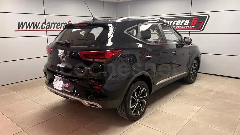 Usado MG ZS Luxury 106 CV (77 kW) 2022 Negro SUV