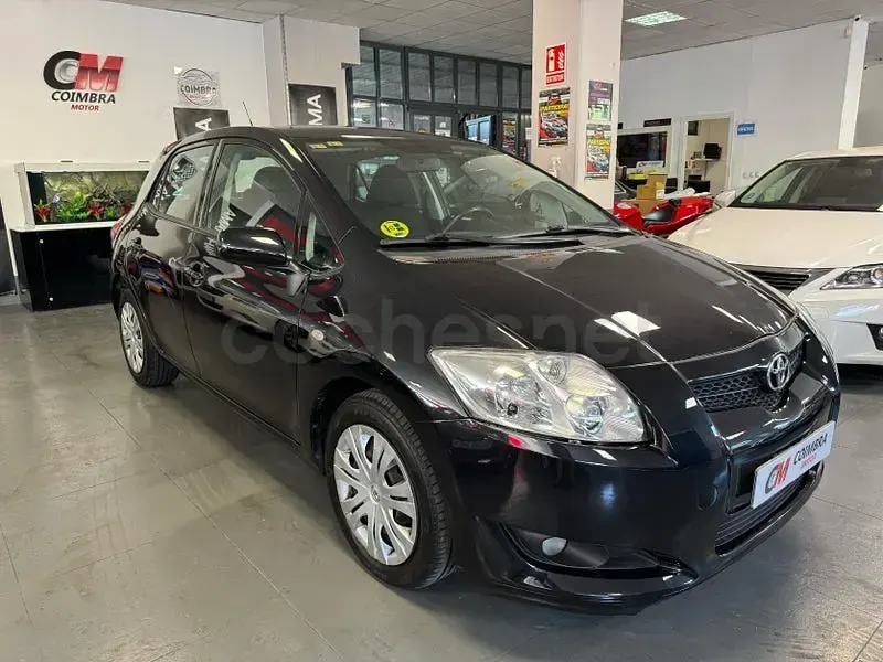 Usado Toyota Auris 90 CV (66 kW) 2007 Negro Utilitario