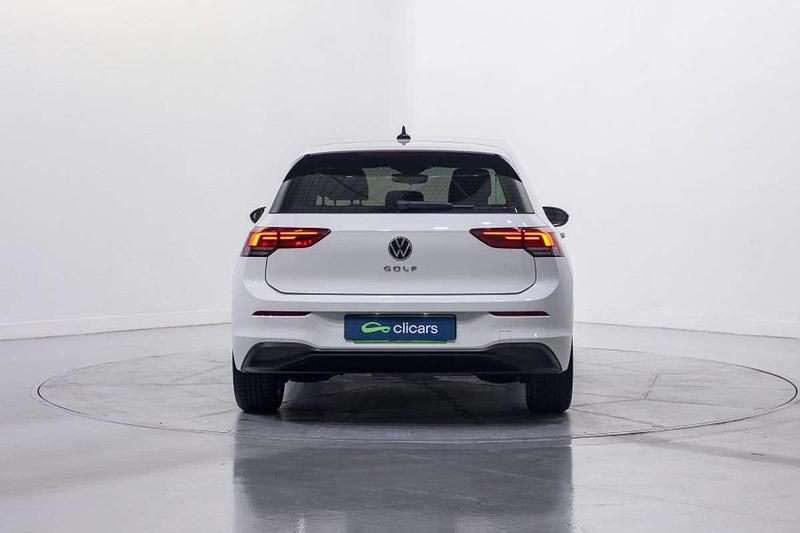 Usado VW Golf VIII 116 CV (85 kW) 2021 Blanco Utilitario