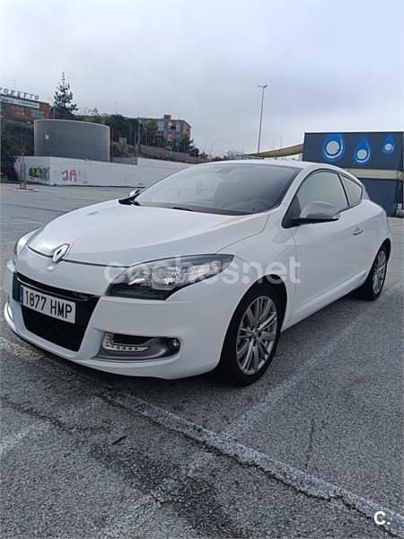 Usado Renault Mégane Dynamique 115 CV (84 kW) 2012 Blanco Berlina