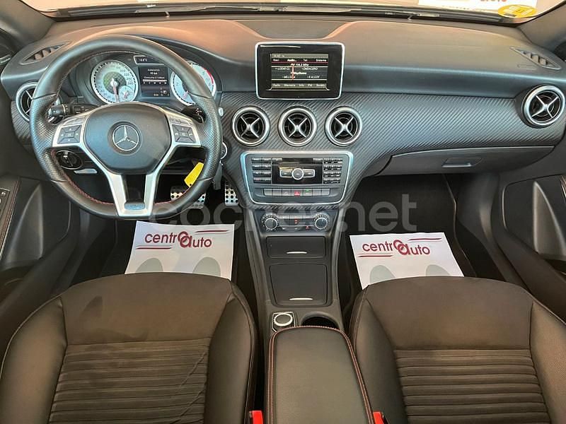 Usado Mercedes A180 AMG line 109 CV (80 kW) 2014 Negro Berlina