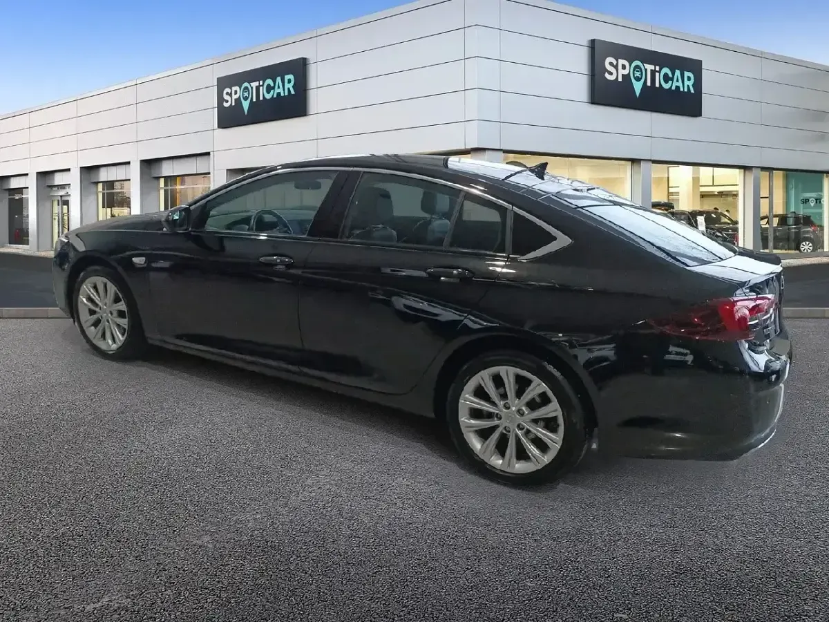 Usado Opel Insignia Business Elegance 174 CV (127 kW) 2020 Negro Berlina