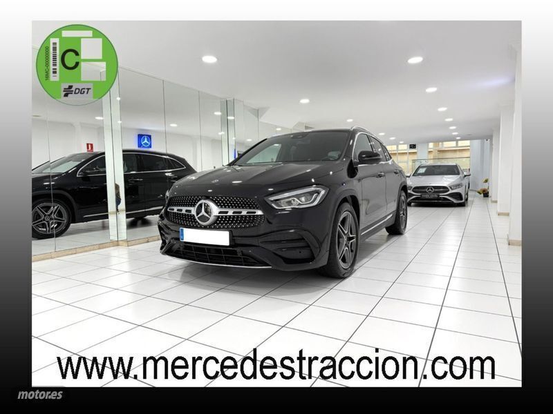 Negro Usado 2020 Mercedes GLA200 AMG line SUV | 34.900 € (Un poco caro) - Imagen 1/4