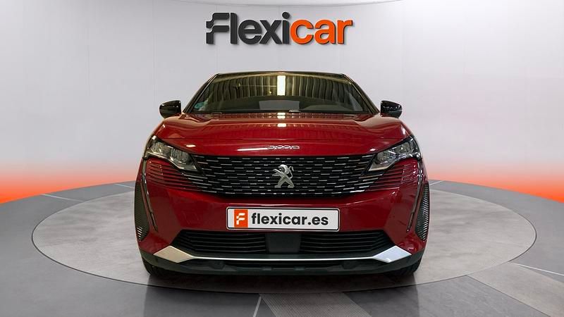 Begagnad Peugeot 3008 Allure 131 HK (96 kW) 2023 Röd Minibuss