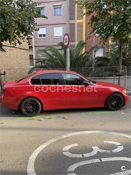 Rojo Usado 2005 BMW 325 Berlina | 6900 € (Precio justo) - Imagen 1/4