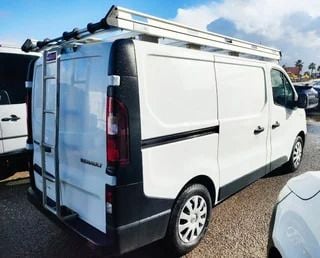 Usado Renault Trafic 145 CV (106 kW) 2021 Blanco Monovolumen