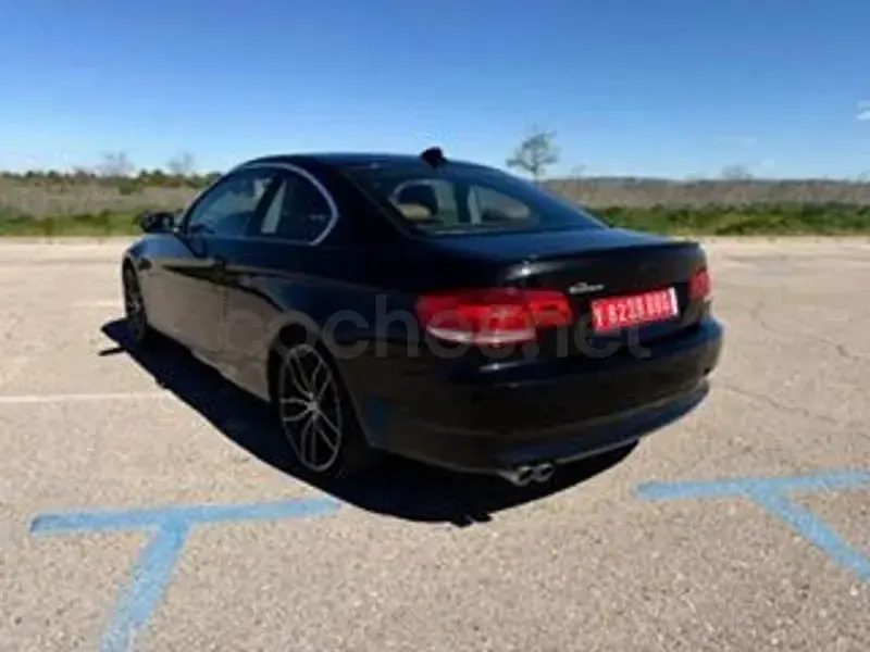 Usado BMW 330 Comfort Edition 272 CV (200 kW) 2007 Negro Coupe