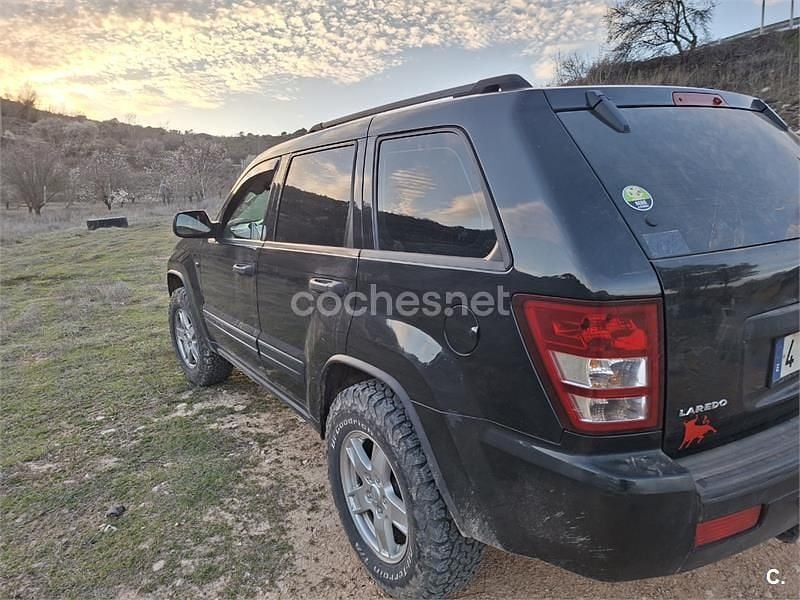 Usado Jeep Grand Cherokee Laredo 218 CV (160 kW) 2005 Negro SUV