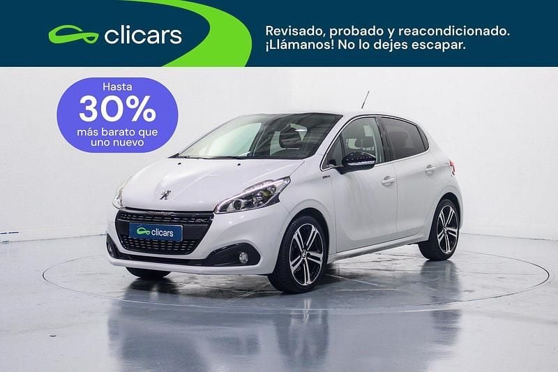 Usado Peugeot 208 GT-line 110 CV (80 kW) 2019 Blanco Utilitario