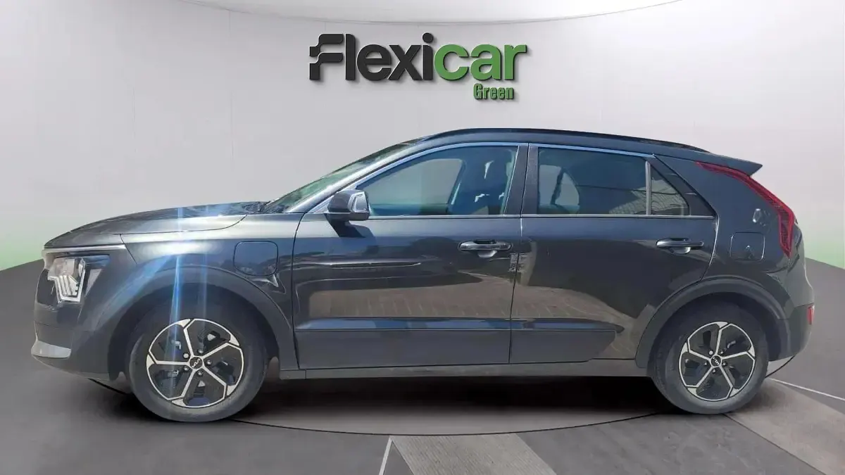 Usado Kia Niro 184 CV (135 kW) 2023 Azul SUV