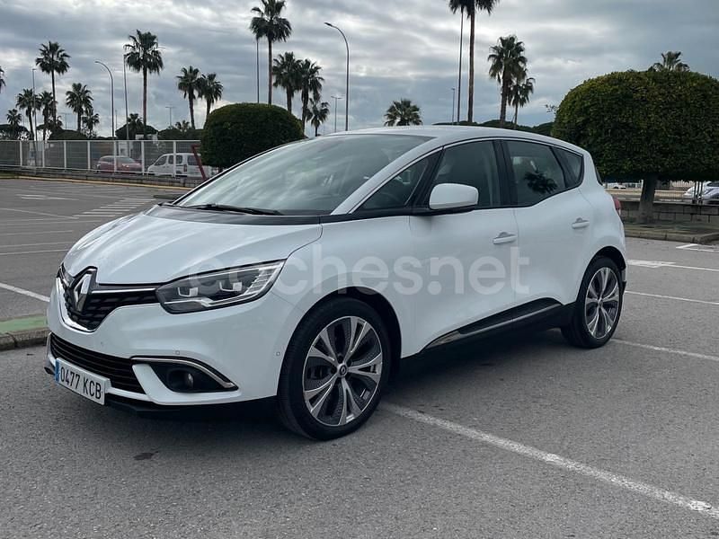 Usado Renault Scénic IV Zen 110 CV (80 kW) 2017 Blanco Monovolumen