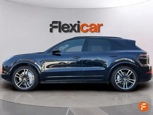 Usado Porsche Cayenne Turbo 550 CV (404 kW) 2018 Negro SUV