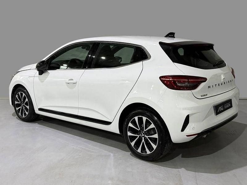 Usado Mitsubishi Colt 90 CV (66 kW) 2023 Blanco Berlina