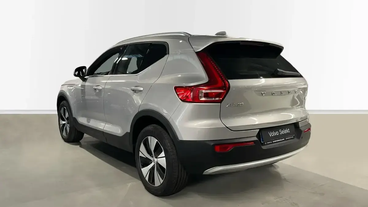 Usado Volvo XC40 Core 155 kW (211 CV) 2023 Otro SUV