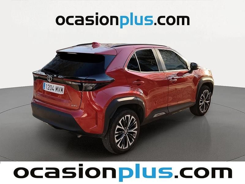 Usado Toyota Yaris Cross Style 130 CV (95 kW) 2024 Rojo SUV