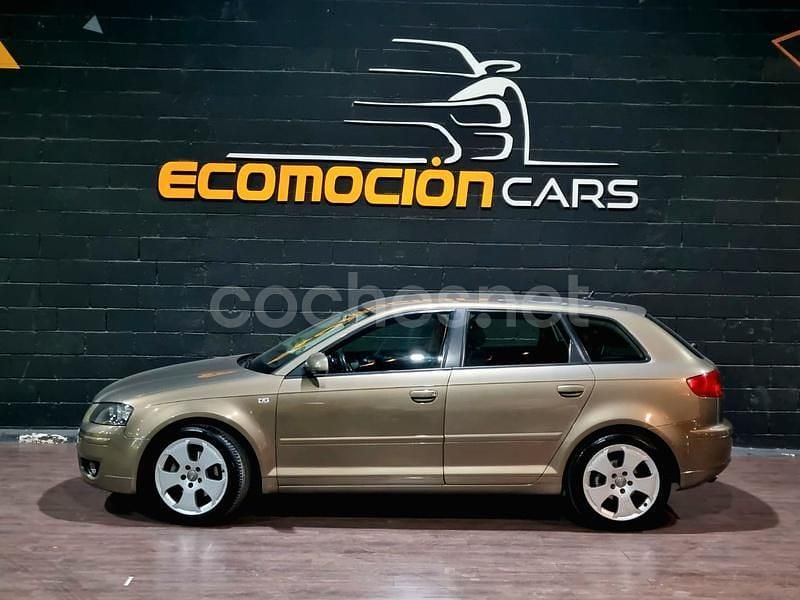 Usado Audi A3 Ambiente 140 CV (102 kW) 2007 Marrón Utilitario