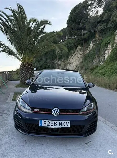 Usado VW Golf VII GTI 230 CV (169 kW) 2015 Azul Berlina