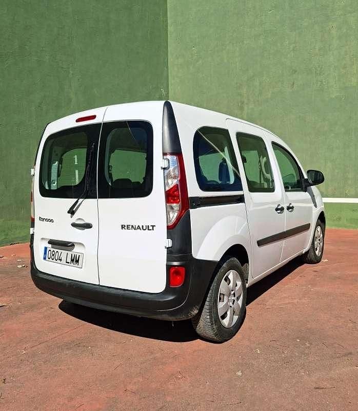 Usado Renault Kangoo Zen 95 CV (69 kW) 2021 Blanco Monovolumen