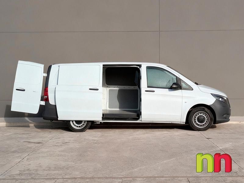 Usado Mercedes Vito 136 CV (100 kW) 2021 Blanco Van