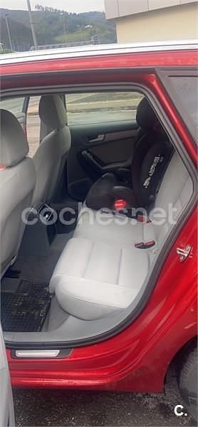 Usado Audi A4 150 HP (110 kW) 2014 Vermelho Carrinha