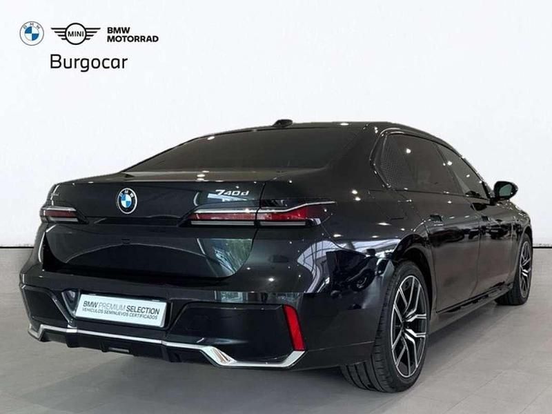 Usado BMW 740 Comfort Edition 299 CV (219 kW) 2024 Negro Berlina