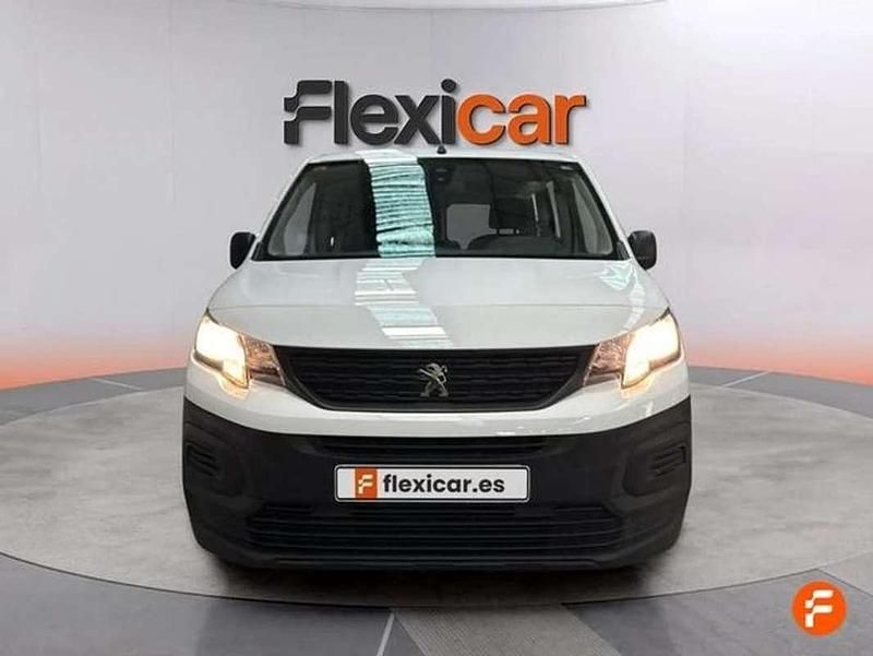 Usado Peugeot Rifter Active 131 CV (96 kW) 2020 Blanco Monovolumen