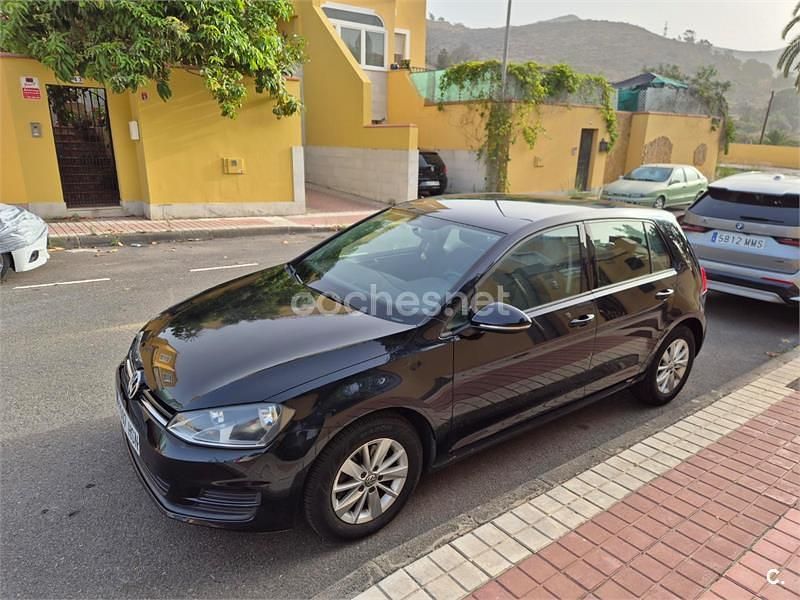 Negro Usado 2013 VW Golf VII Edition Berlina | 8200 € (Buen precio) - Imagen 1/4