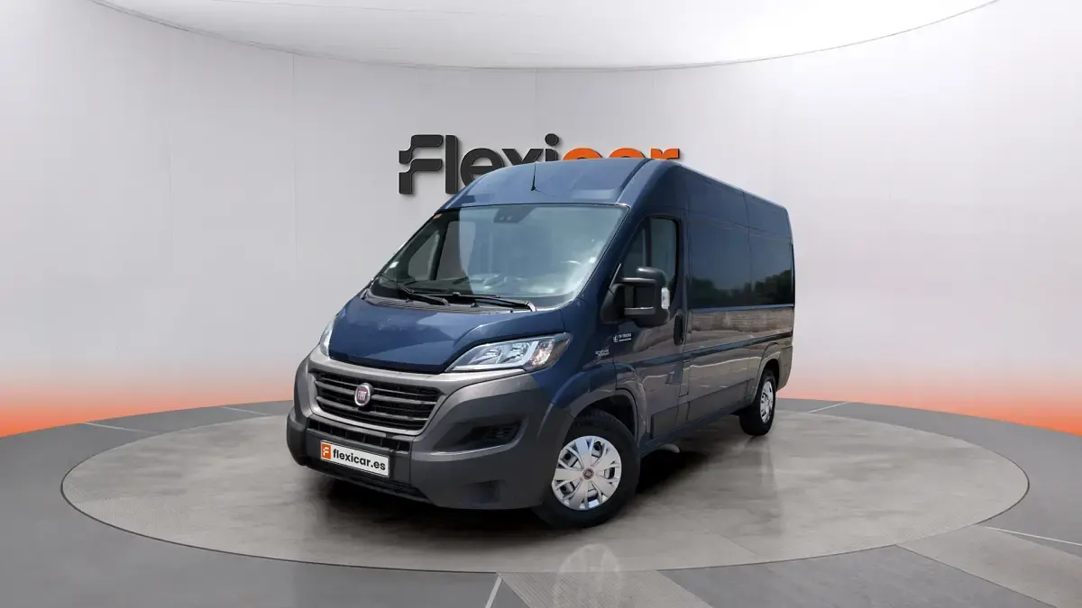 Usado Fiat Ducato 136 CV (100 kW) 2020 Gris Van