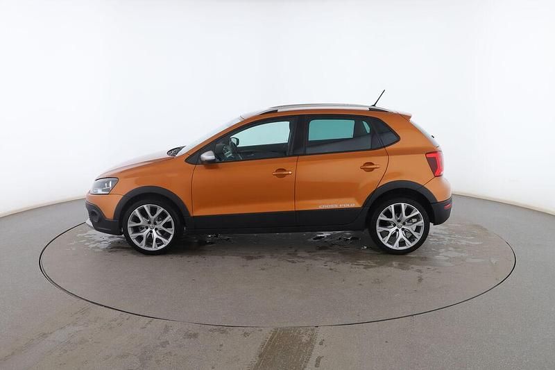 Usado VW Polo Cross 90 CV (66 kW) 2016 Naranja Utilitario