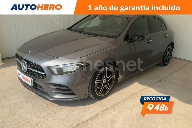 Usado Mercedes A180 AMG line 136 CV (100 kW) 2020 Gris Berlina